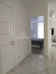 Квартира 3-комн 75 м² - Нико Пиросмани, Батуми