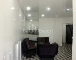 Квартира 2-комн 59 м² - Зураба Горгиладзе, Батуми
