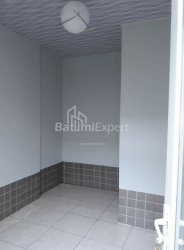 Торговая площадь 50 м² - Шерифа Химшиашвили, Батуми