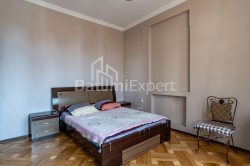 Частный дом 6-комн 120 м² - Кайхосро Чолокашвили, Батуми