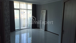 Квартира 2-комн 47 м² - Гиорги Брцкинвале, Батуми