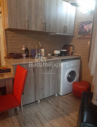 Квартира 2-комн 38 м² - Зураба Горгиладзе, Батуми