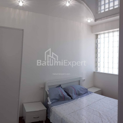 Квартира 3-комн 55 м² - Леха и Марии Качинских, Батуми