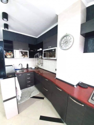Квартира 4-комн 100 м² - Зураба Горгиладзе, Батуми