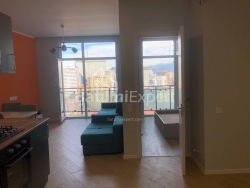 Квартира 2-комн 55 м² - Ангиса, Батуми