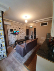 Квартира 2-комн 33 м² - Ангиса, Батуми