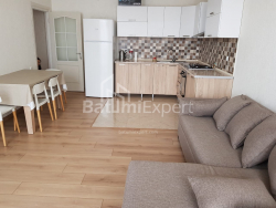 Квартира 3-комн 80 м² - Зураба Горгиладзе, Батуми