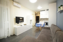 Квартира 2-комн 47.5 м² - Шерифа Химшиашвили, Батуми