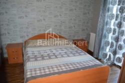 Квартира 3-комн 53 м² - Зураба Горгиладзе, Батуми