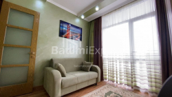 Квартира 3-комн 70 м² - Нико Пиросмани, Батуми
