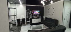 Квартира 2-комн 52 м² - Еквтиме Такаишвили, Батуми