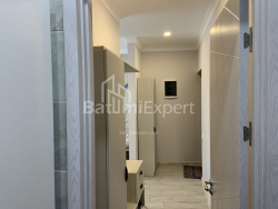 Квартира 2-комн 48 м² - Ангиса, Батуми