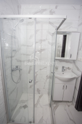 Квартира 37 м² - Еквтиме Такаишвили, Батуми, Грузия