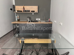 Квартира 1-комн 30 м² - Ангиса, Батуми
