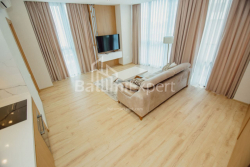 Квартира 3-комн 84 м² - Аллея Героев, Батуми