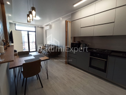 Квартира 3-комн 62 м² - Вахтанга Горгасали, Батуми