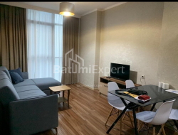 Квартира 2-комн 45 м² - Шерифа Химшиашвили, Батуми