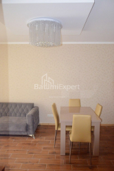 Квартира 2-комн 46.5 м² - Шерифа Химшиашвили, Батуми