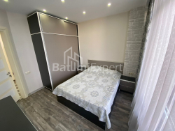 Квартира 3-комн 74 м² - Зураба Горгиладзе, Батуми