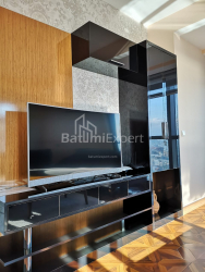 Квартира 4-комн 90 м² - Руставели, Батуми