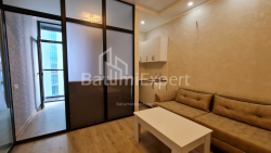 Квартира 2-комн 35 м² - Аллея Героев, Батуми