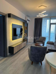 Квартира 3-комн 58 м² - Аллея Героев, Батуми