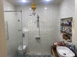 Квартира 100 м² - Зураба Горгиладзе, Батуми, Грузия