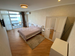 Квартира 63 м² - Зураба Горгиладзе, Батуми, Грузия