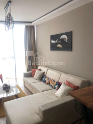 Квартира 2-комн 52.4 м² - Жиули Шартава, Батуми