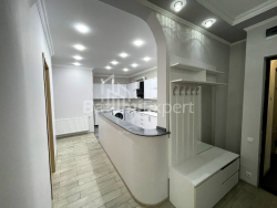 Квартира 3-комн 110 м² - Михаила Джавахишвили, Батуми