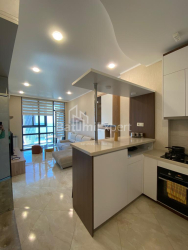 Квартира 2-комн 58 м² - Нико Пиросмани, Батуми