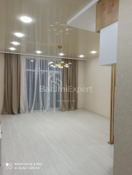 Квартира 3-комн 62 м² - Ангиса, Батуми