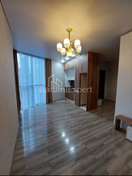 Квартира 2-комн 43.5 м² - Аллея Героев, Батуми