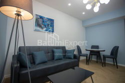 Квартира 2-комн 50.5 м² - Шерифа Химшиашвили, Батуми
