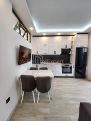 Квартира 2-комн 40 м² - Нико Пиросмани, Батуми