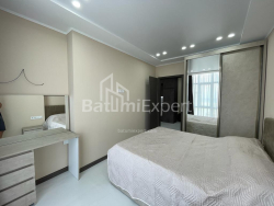 Квартира 2-комн 53.2 м² - Нико Пиросмани, Батуми