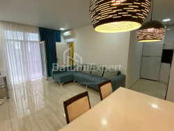 Квартира 3-комн 82.5 м² - Гиорги Брцкинвале, Батуми