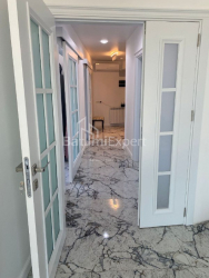 Квартира 2-комн 80 м² - Жиули Шартава, Батуми