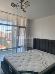 Квартира 2-комн 80 м² - Жиули Шартава, Батуми