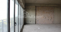 Квартира 75.75 м² - Леха и Марии Качинских, Батуми, Грузия