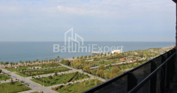 Квартира 75.75 м² - Леха и Марии Качинских, Батуми, Грузия