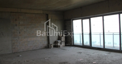 Квартира 75.75 м² - Леха и Марии Качинских, Батуми, Грузия